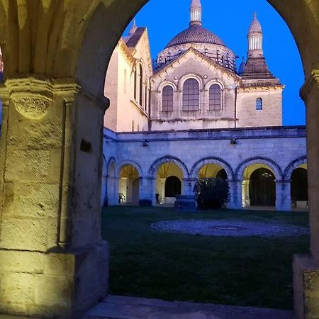 Superbe Loft T4 De 96 M2 Au Coeur Perigueux Apartman Kültér fotó